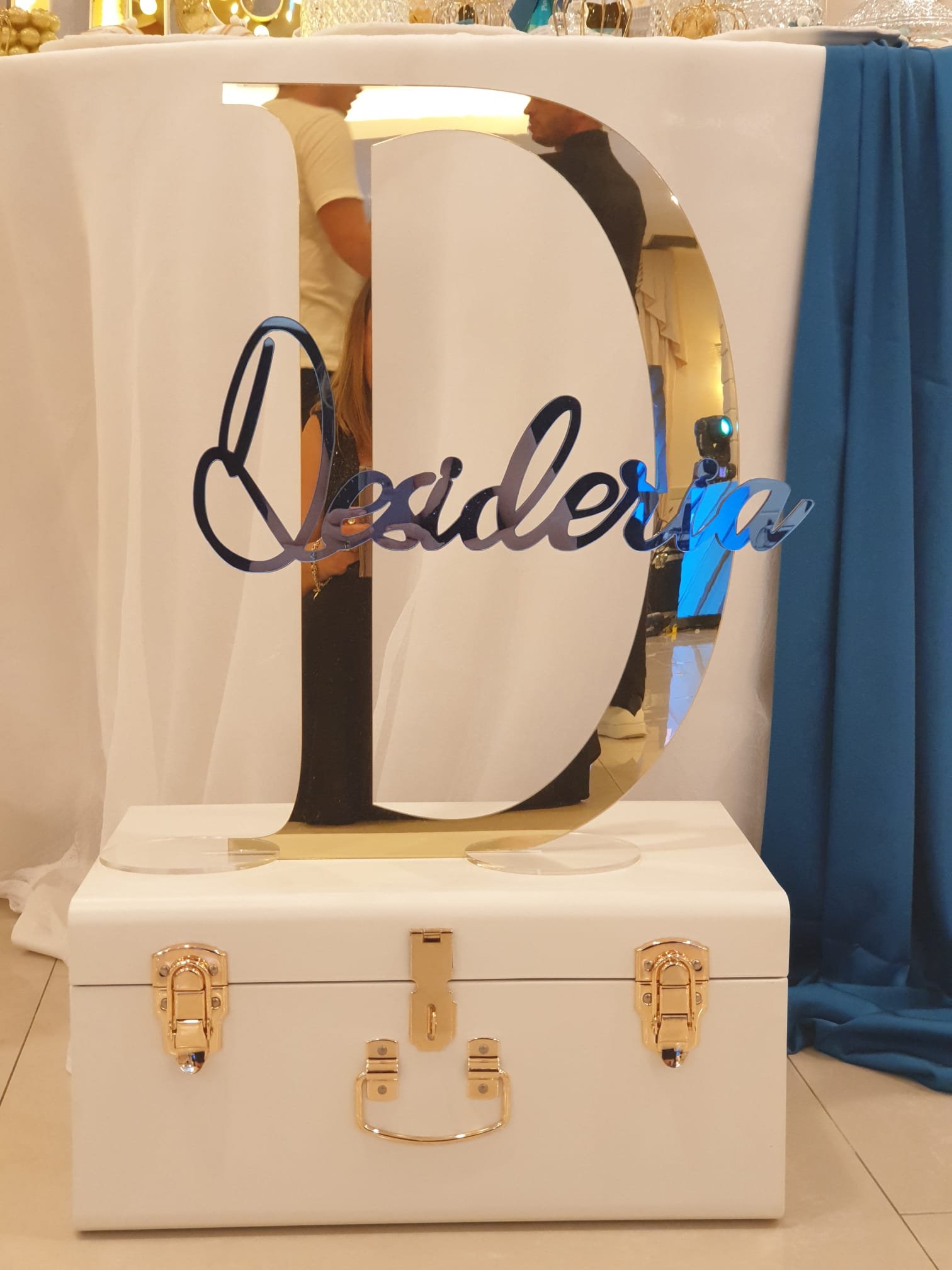 Iniziali in plexiglass con nomi personalizzati BELLINVETRO VR 146