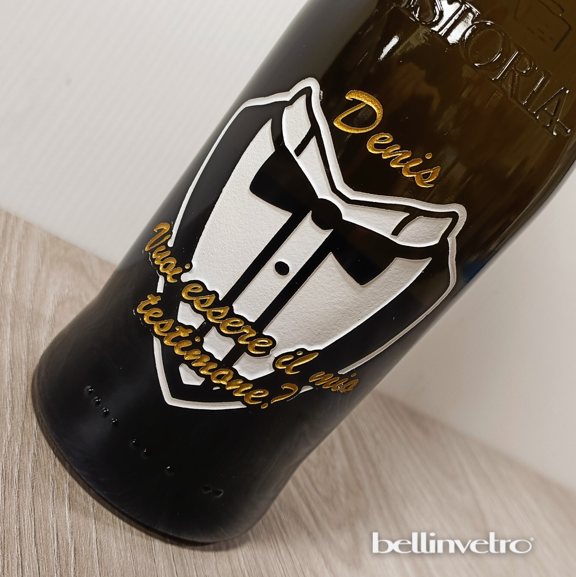 Bottiglia incisa e dipinta a mano Vuoi essere il mio testimone ? ASTORIA IT'S LOUNGE TIME BT 12