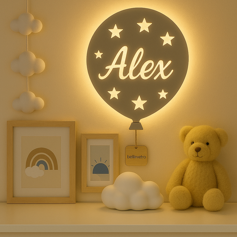 Lampada LED Palloncino a parete  in legno colorato con nome personalizzato BELLINVETRO VR 1216
