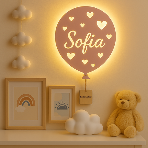 Lampada LED Palloncino a parete  in legno colorato con nome personalizzato BELLINVETRO VR 1216