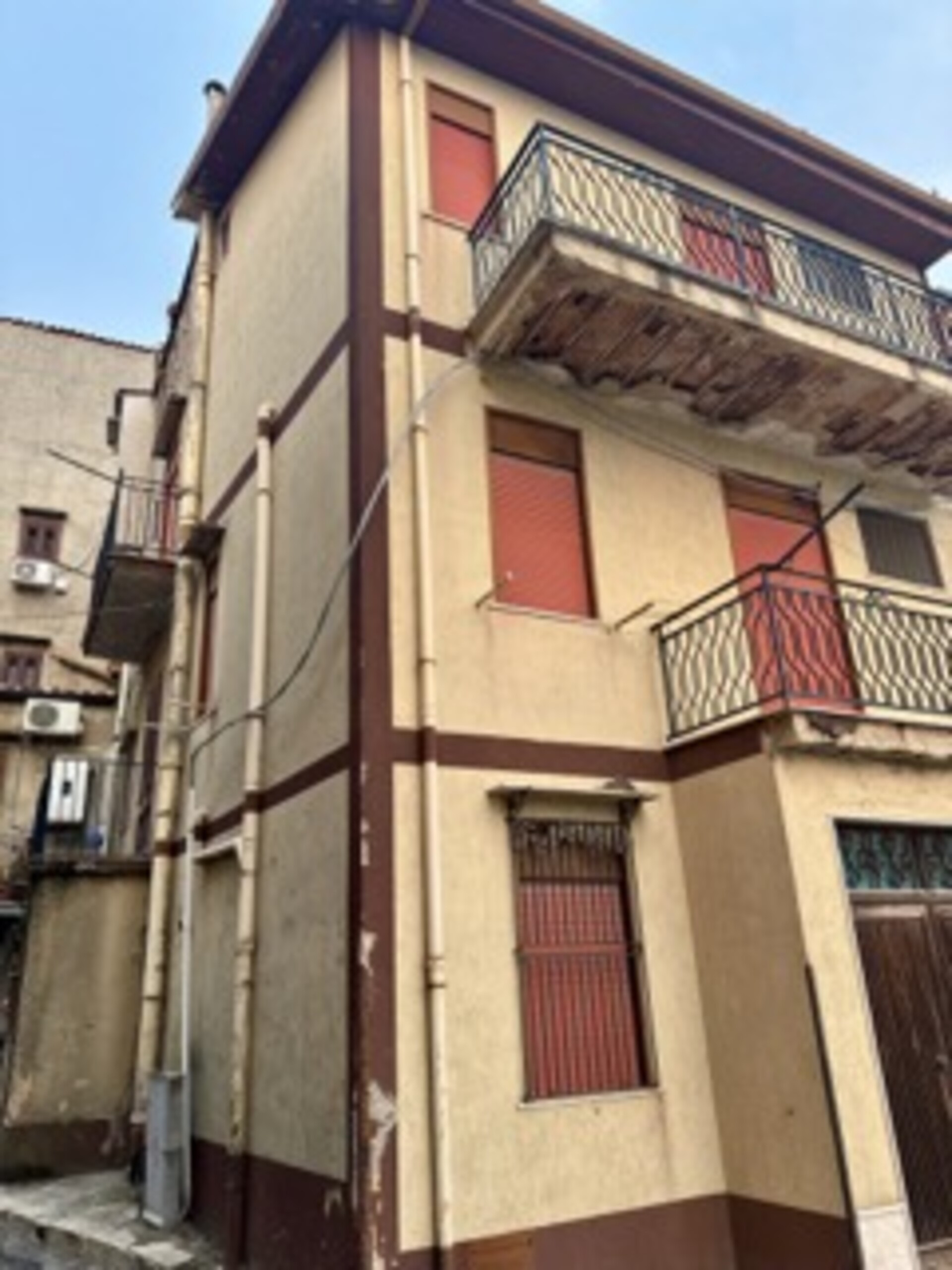 Fabbricato indipendente in Vendita a Bisacquino (Palermo)