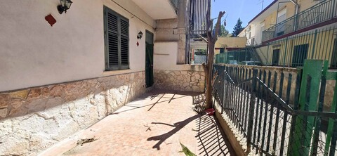 Appartamento in Vendita a Palermo Sferracavallo