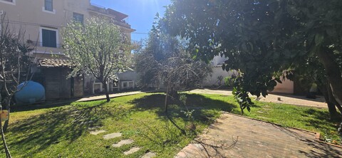 Fabbricato indipendente in Vendita a Palermo Cardillo