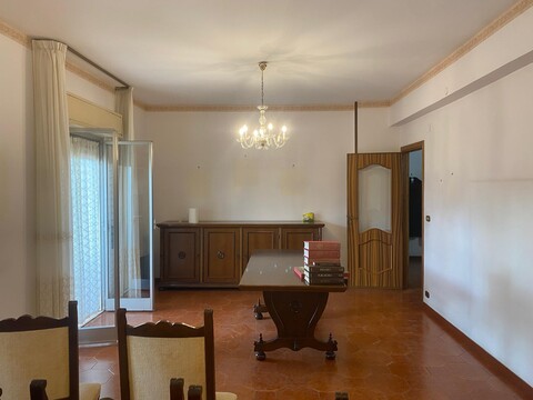 Appartamento in Vendita a Palermo C.so dei Mille-Messina Marine