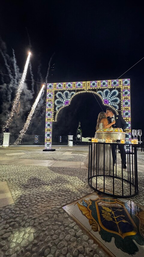 ARCO LUMINOSO FLOWERS 550 Luminarie Matrimonio