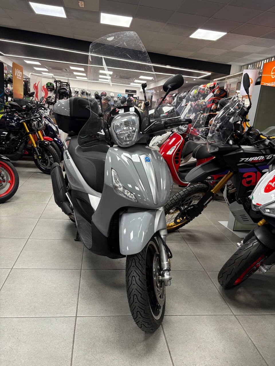 BEVERLY 350 TOURING Piaggio