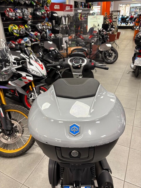 BEVERLY 350 TOURING Piaggio