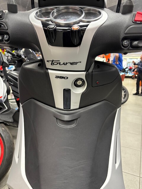 BEVERLY 350 TOURING Piaggio