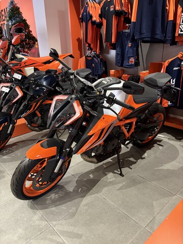 1290 SUPER DUKE R EVO - AZIENDALE KTM