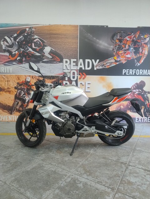 TUONO 457-AZIENDALE Aprilia