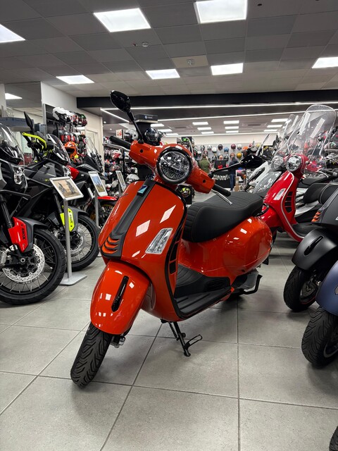 VESPA GTS 300 SUPER SPORT Piaggio