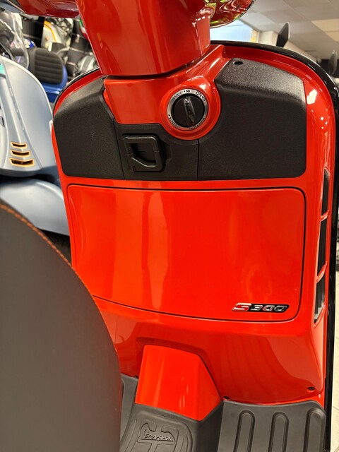 VESPA GTS 300 SUPER SPORT Piaggio