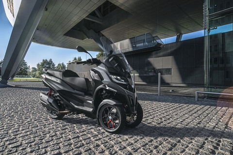 MP3 400 HPE SPORT - KM0 Piaggio