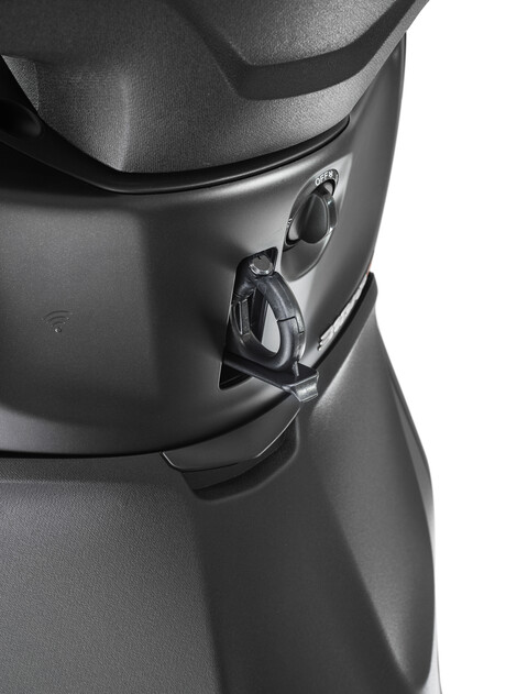BEVERLY 310 S INCLUSO PARAVENTO E BAULETTO Piaggio