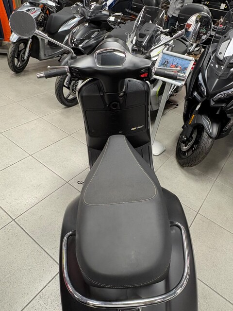 VESPA GTS 300 SUPER TECH Piaggio