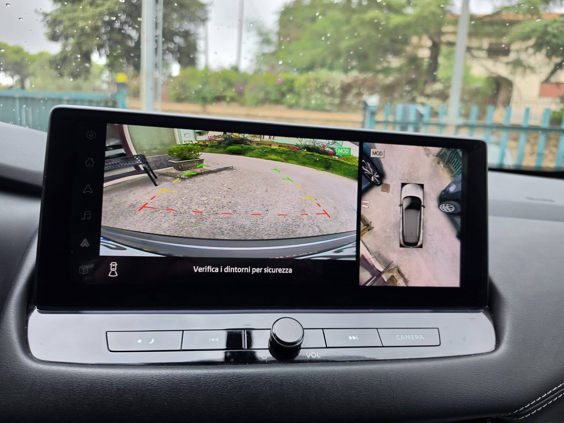 Nissan Qashqai N-CONNECTA Xtronic Elettrica / Benzina