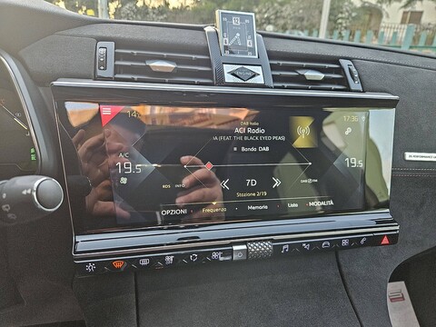 DS Automobiles DS7 PERFORMANCE LINE PLUS Diesel