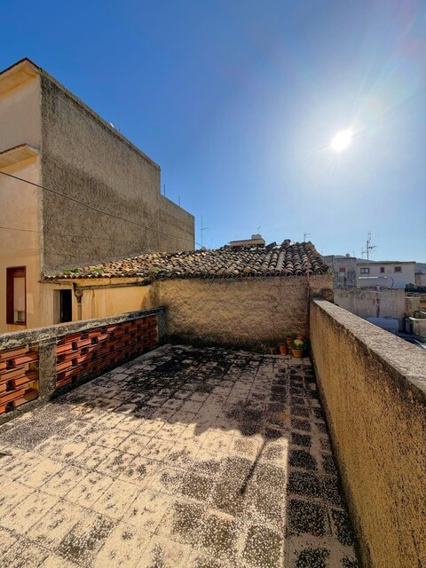 Casa singola in Vendita a Sambuca di Sicilia (Agrigento)