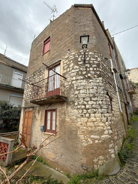 Casa singola in Vendita a Giuliana (Palermo)