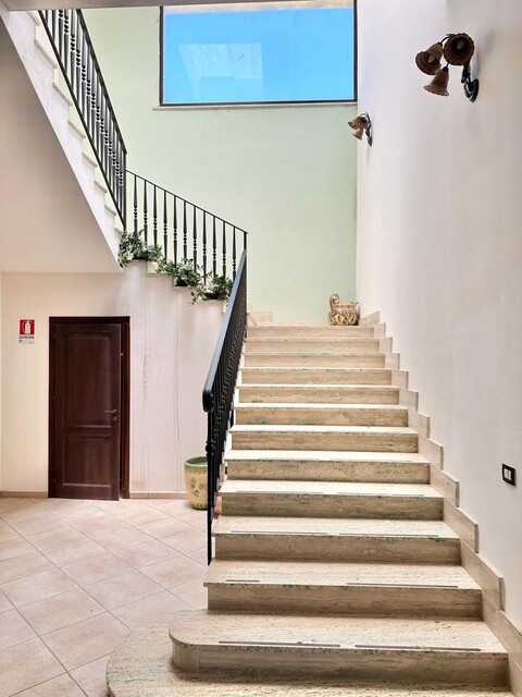 Albergo in Vendita a Burgio (Agrigento)