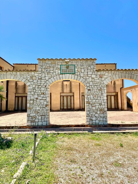 Albergo in Vendita a Burgio (Agrigento)