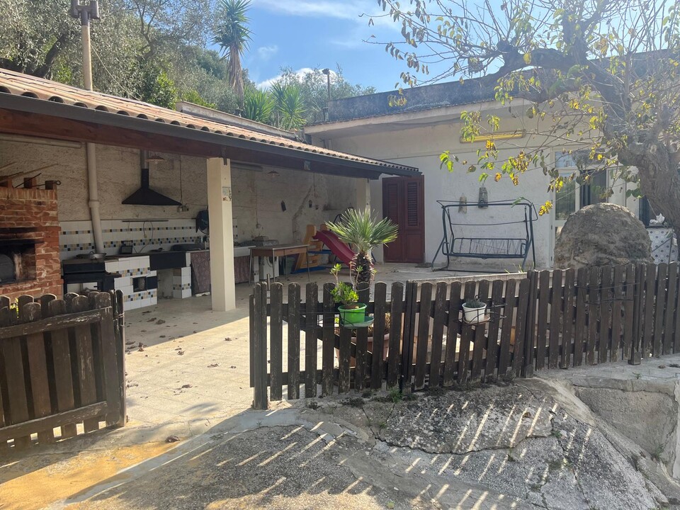 Villa in Vendita a Alcamo (Trapani)