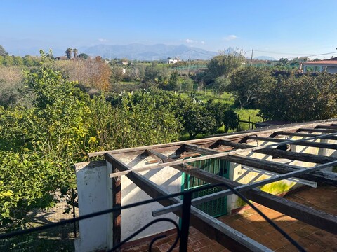 Villa in Vendita a Partinico (Palermo)