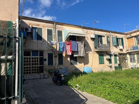 Appartamento in Vendita a Palermo Pitrè - Altarello