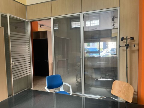 Locale commerciale in Vendita a Palermo Calatafimi - Villa Tasca