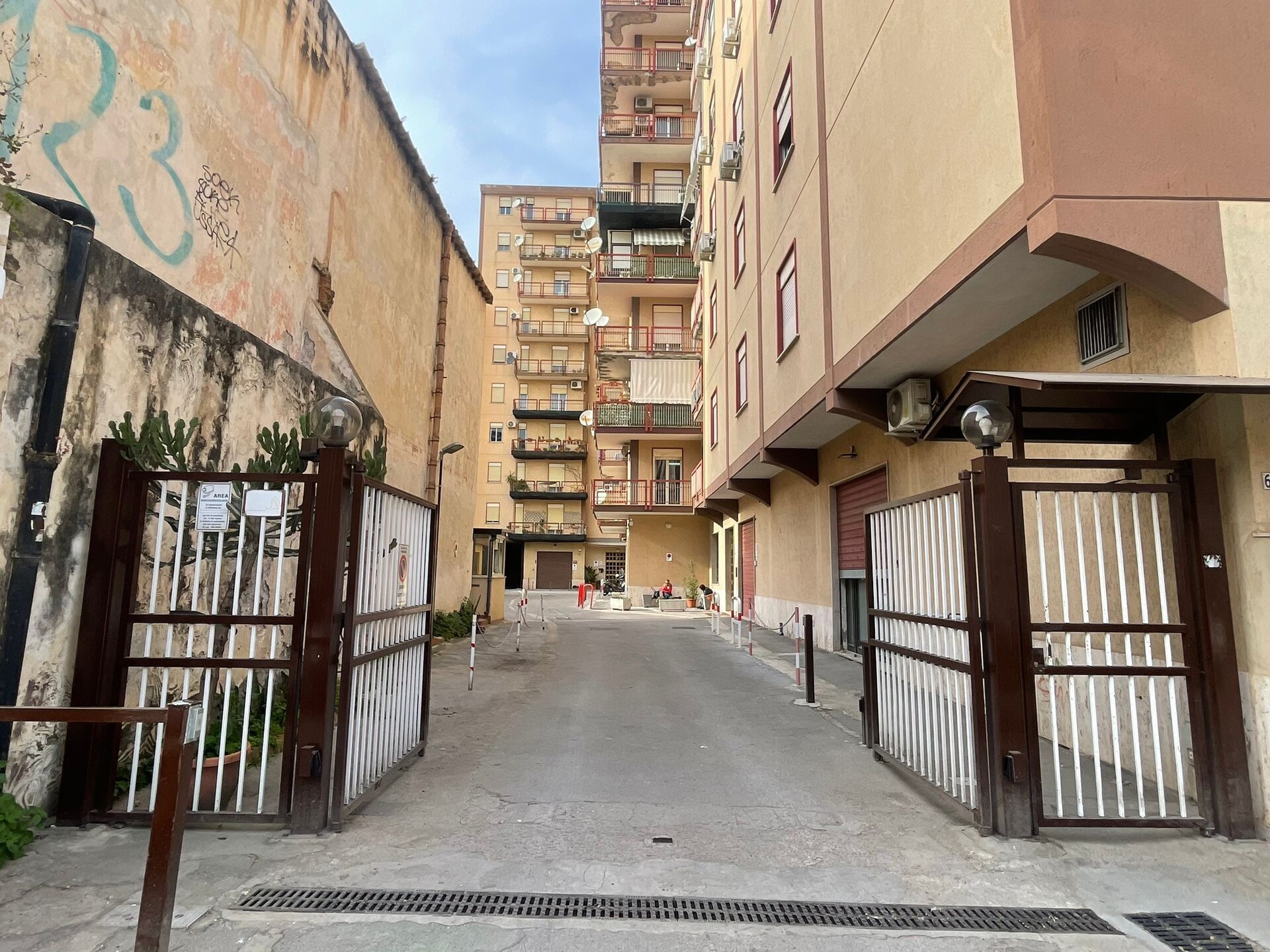 Appartamento in Vendita a Palermo Calatafimi bassa - P. Indipendanza