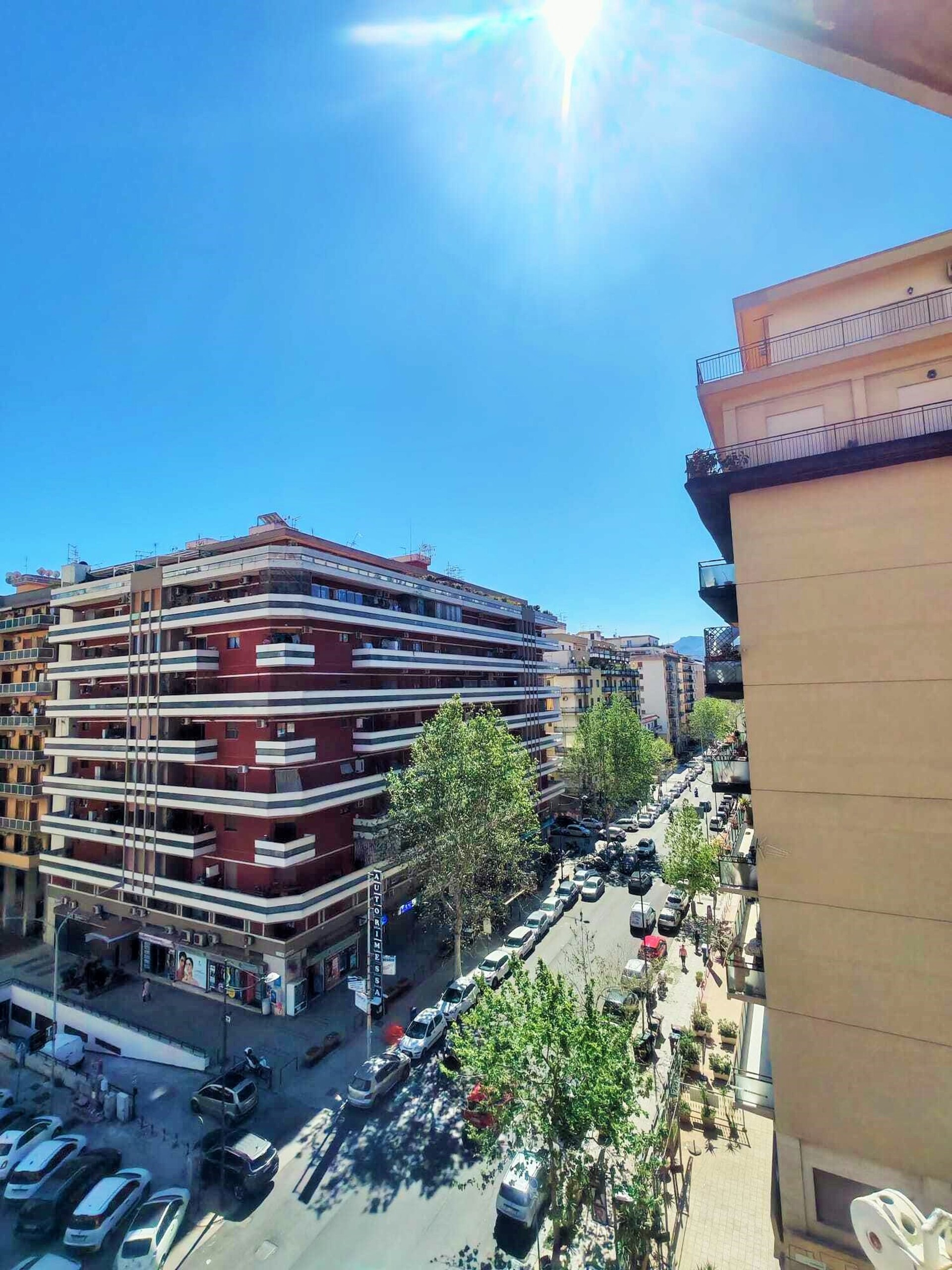 Appartamento in Vendita a Palermo Fiera - Montepellegrino - Cantieri