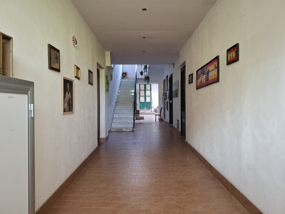Appartamento in Vendita a Palermo Belmonte Chiavelli - Santa Maria Di Gesù