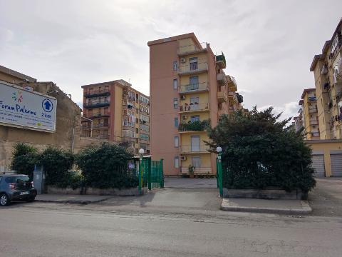 Attico in Vendita a Palermo C.so dei Mille - Messina Marine
