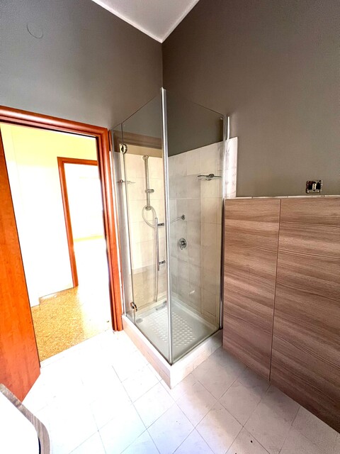 Appartamento in Vendita a Palermo Notarbartolo - Terrasanta