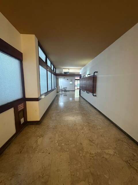 Appartamento in Vendita a Palermo Fiera - Montepellegrino - Cantieri