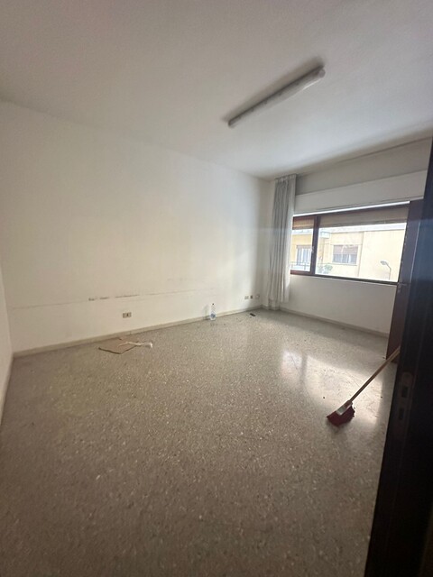 Appartamento in Vendita a Palermo Fiera - Montepellegrino - Cantieri