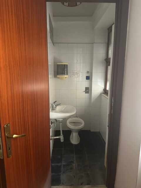 Appartamento in Vendita a Palermo Fiera - Montepellegrino - Cantieri