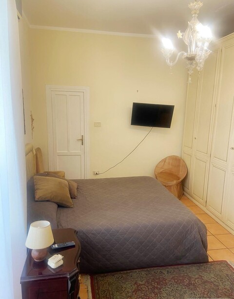 Casa singola in Vendita a Palermo Fiera - Montepellegrino - Cantieri