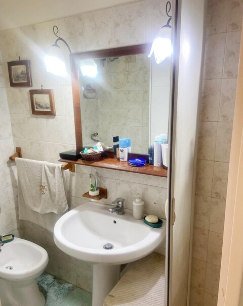 Casa singola in Vendita a Palermo Fiera - Montepellegrino - Cantieri