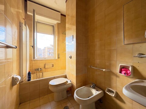 Appartamento in Vendita a Palermo Sciuti - Lazio - Restivo