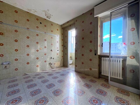 Appartamento in Vendita a Palermo Sciuti - Lazio - Restivo