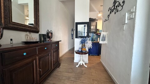 Appartamento in Vendita a Palermo Fiera - Montepellegrino - Cantieri