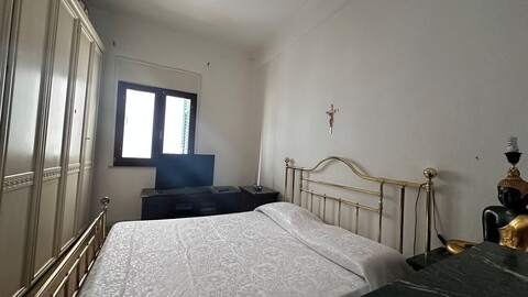 Appartamento in Vendita a Palermo Fiera - Montepellegrino - Cantieri