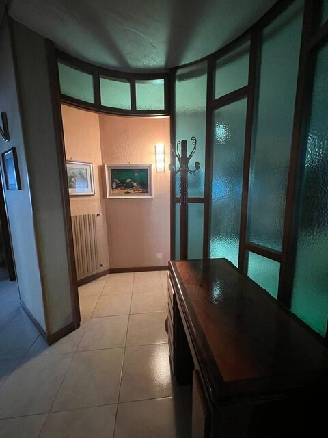 Appartamento in Vendita a Palermo Fiera - Montepellegrino - Cantieri