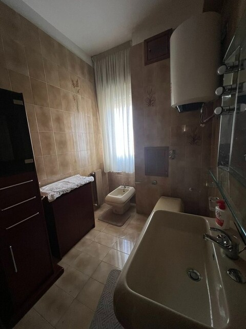 Appartamento in Vendita a Palermo Fiera - Montepellegrino - Cantieri