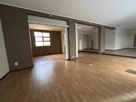 Negozio in Affitto a Palermo Don Bosco - Sampolo - Villabianca