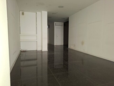 Negozio in Vendita a Palermo Sciuti - Lazio - Restivo