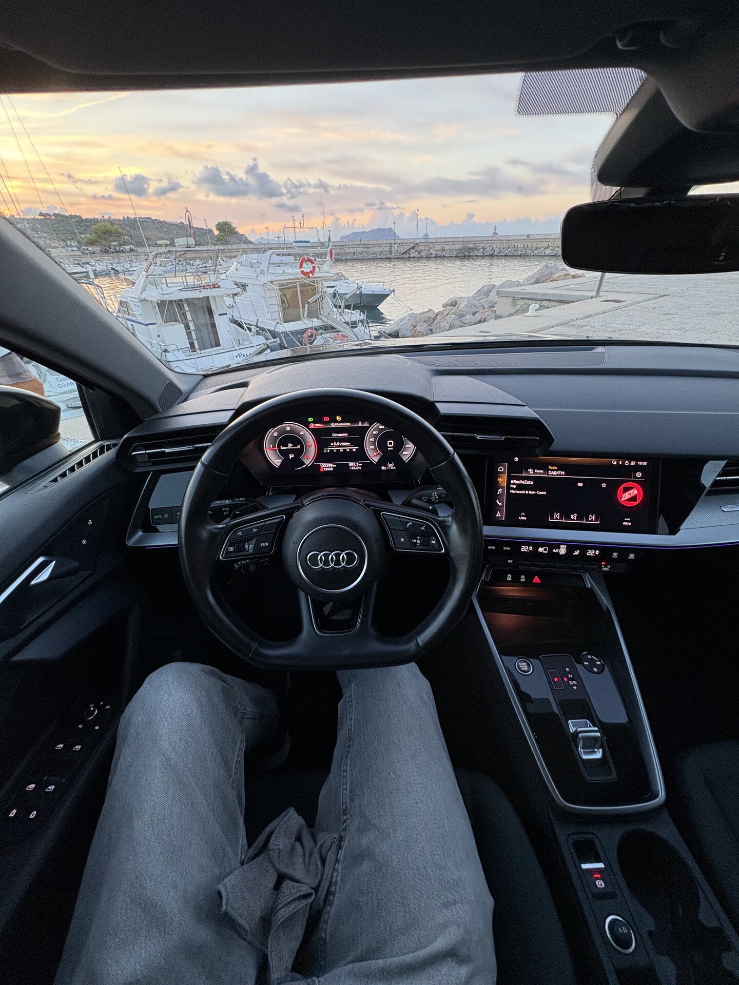 Audi A3 S tronic identity black Diesel