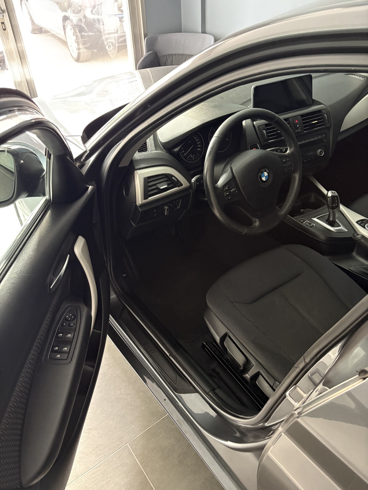 BMW 118 catena appena fatta Diesel