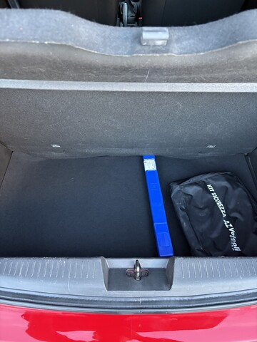 Opel Karl COSMO Benzina